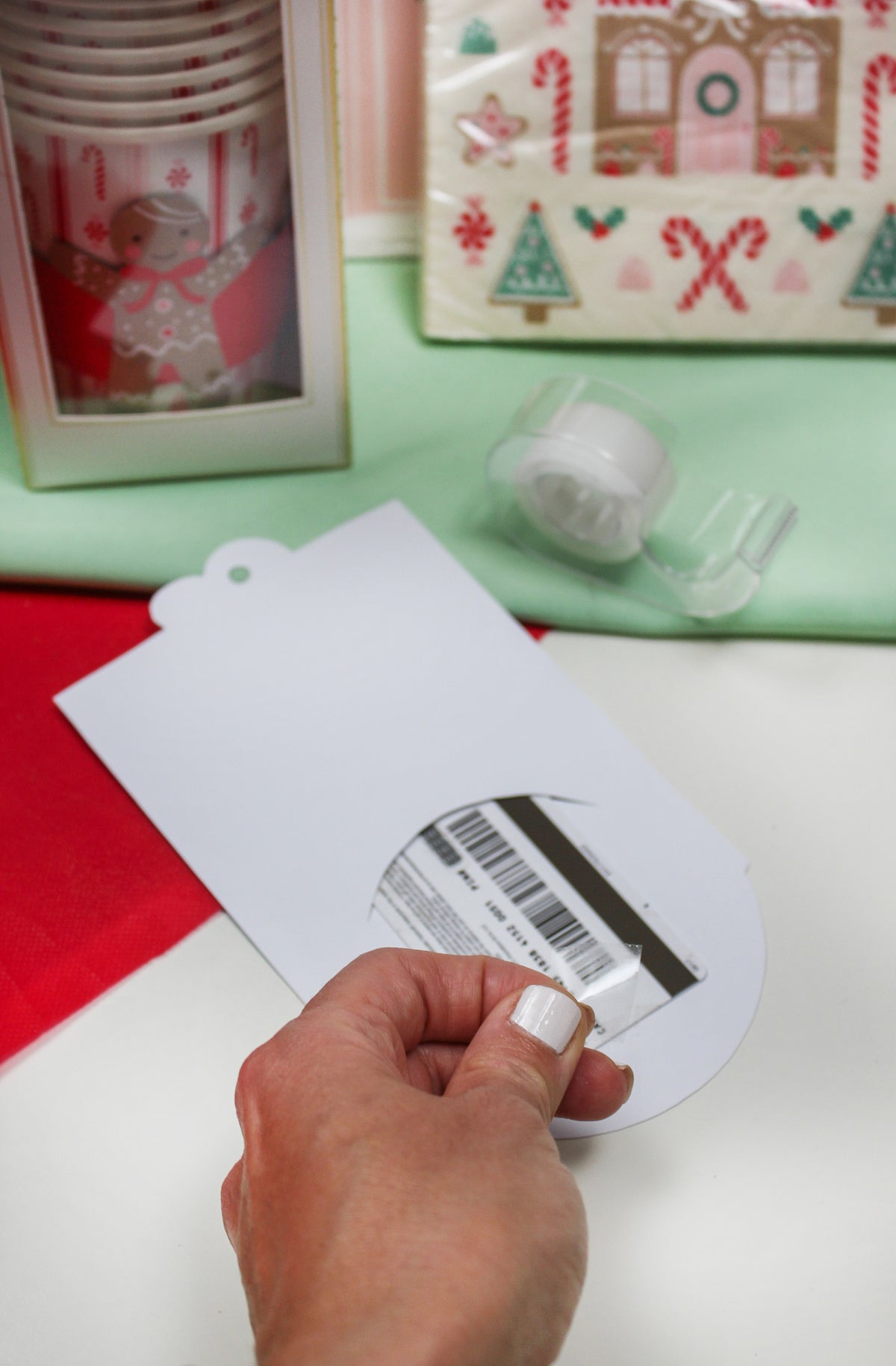 Christmas Dinner and Dishes Gift Tag