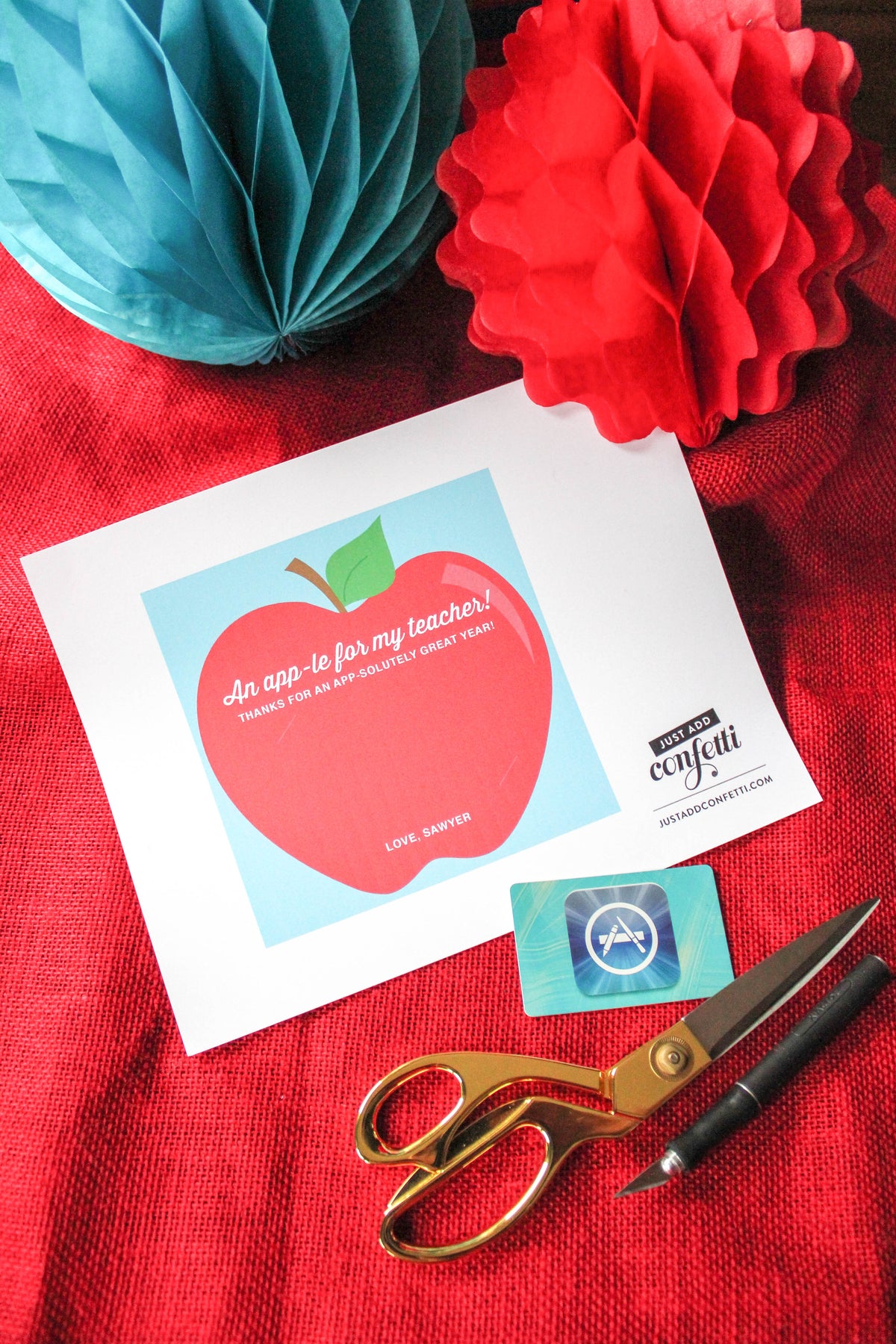 “An ‘app’-le for my Teacher” App Store Gift Card Holder