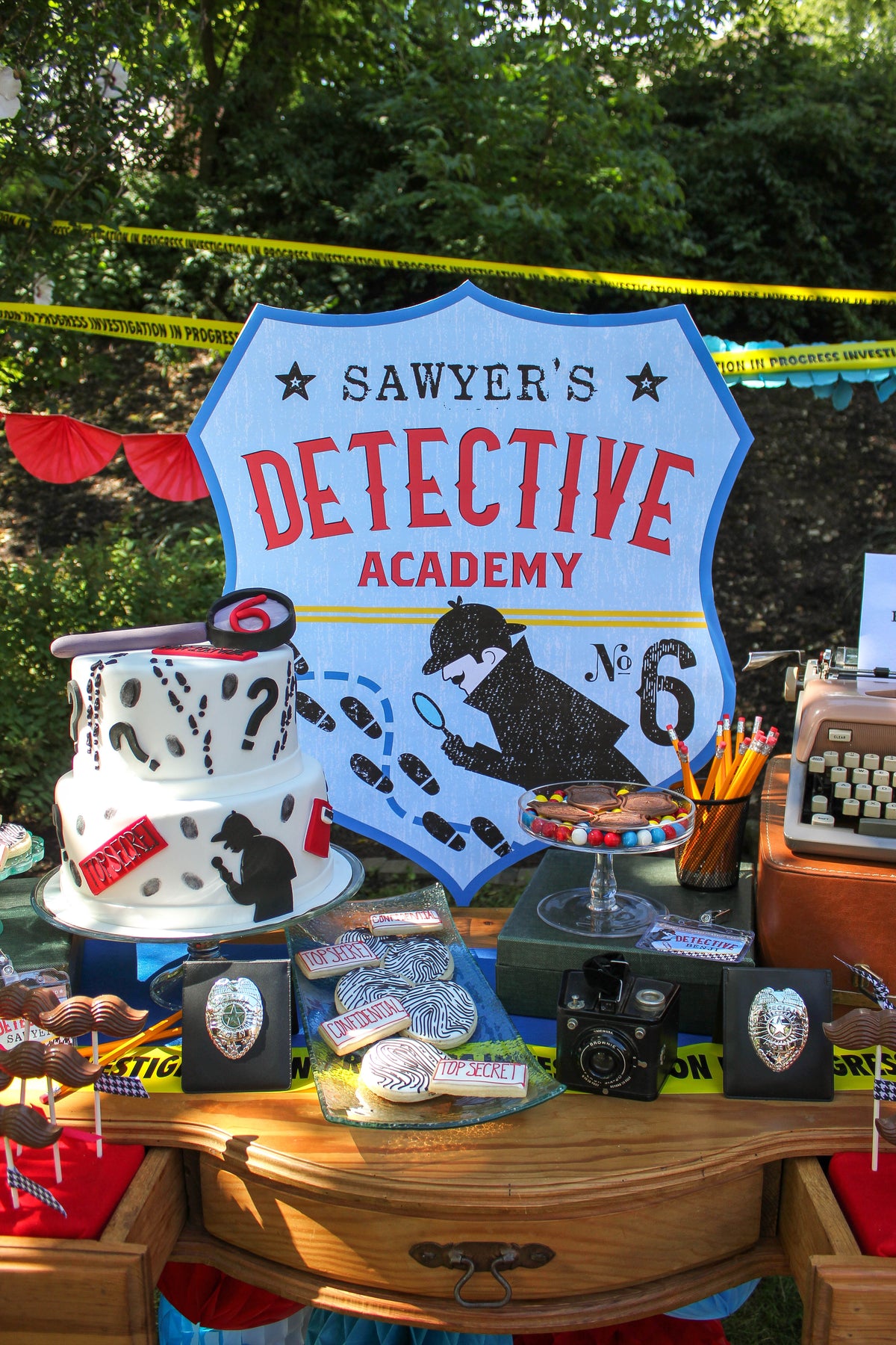 Detective Party Backdrop Sign