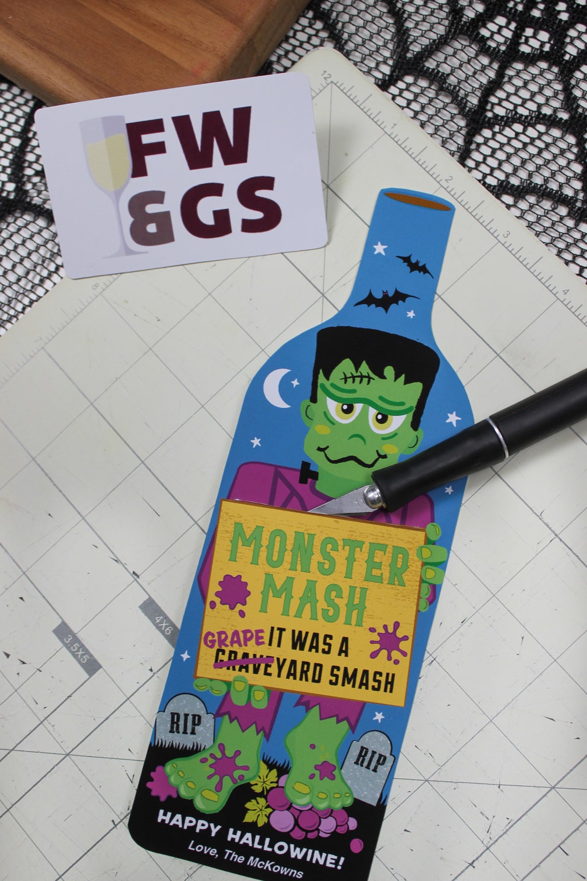 Halloween Wine Tag